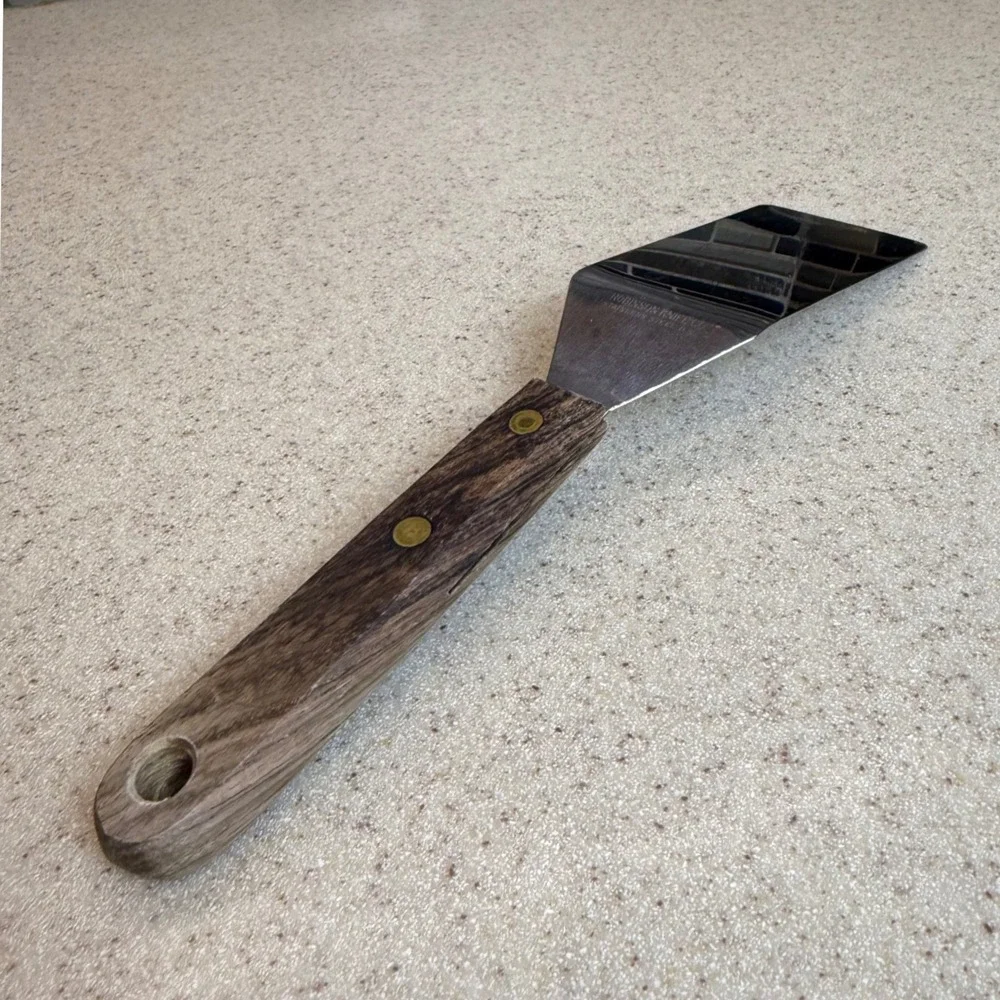 VTG Robinson Knife Co Stainless Steel Short Spatula Turner Wood Handle USA 9.75